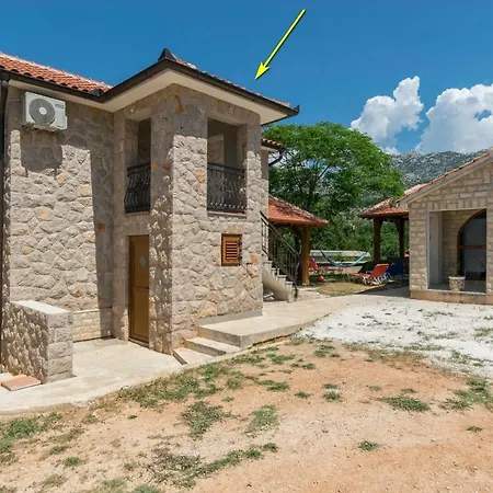 House Paklenica Stone I *